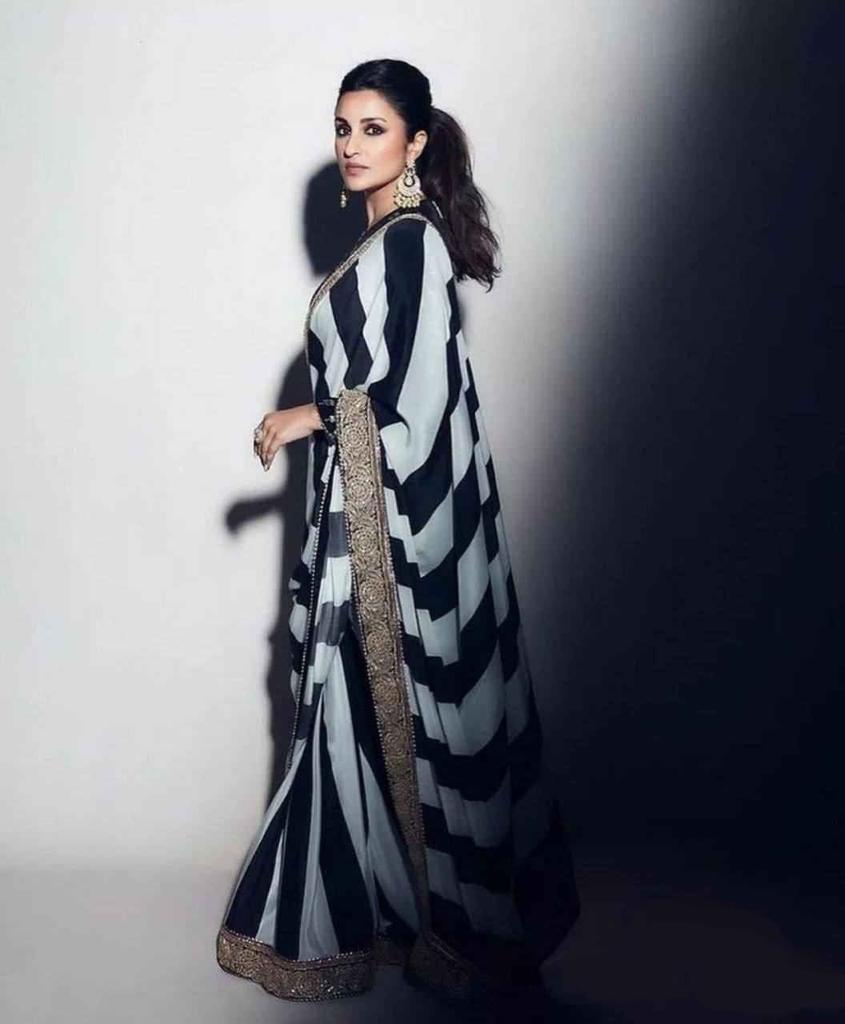 BEAUTIFUL FANCY DORI & THREAD ZARI WITH FANCY SEQUENCE WORK BOLLYWOOD SAREE BLACK AND WHITE COLOR