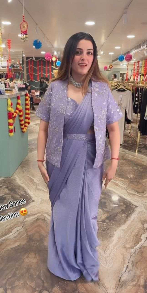 New Beige Heavy Satin Saree with Embroidered Jacket & Belt - Image 2
