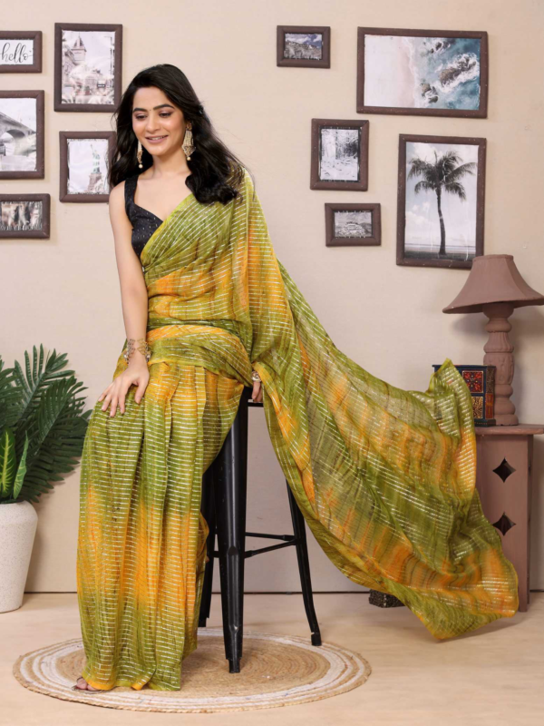 Green Georgette Ready To Wear Saree With Contrast Blouse - Image 3